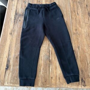 Nike tech Kids Black Jogger Pants